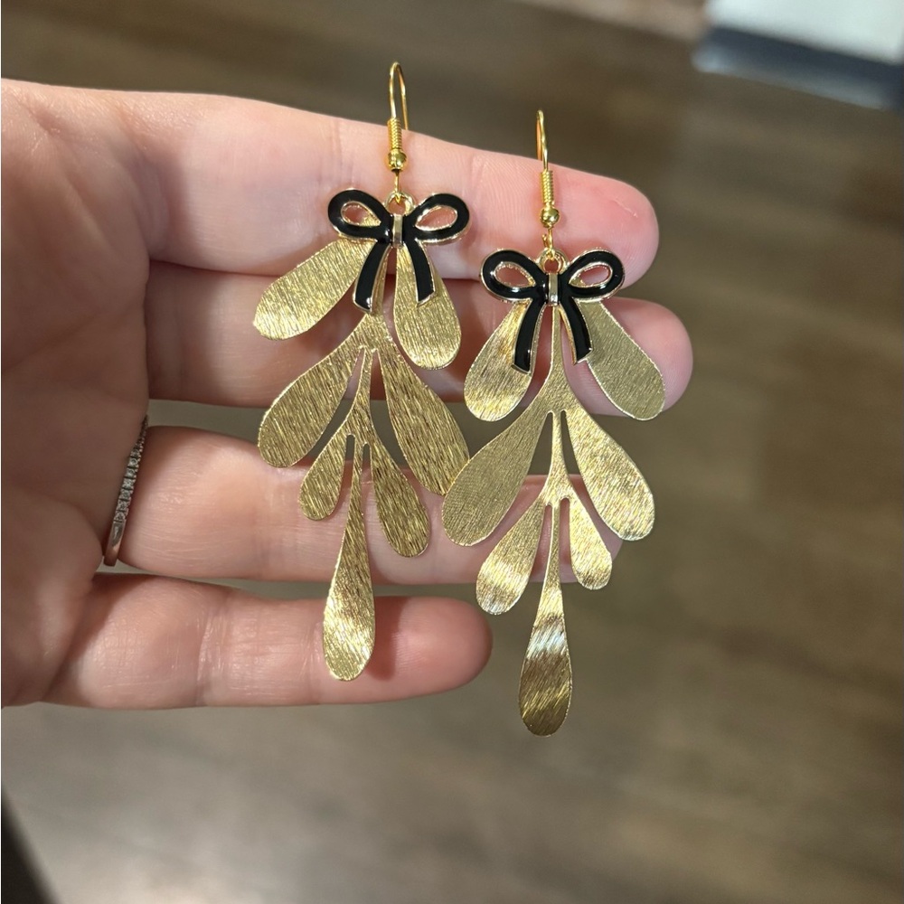 Holysquad Designs - handmade